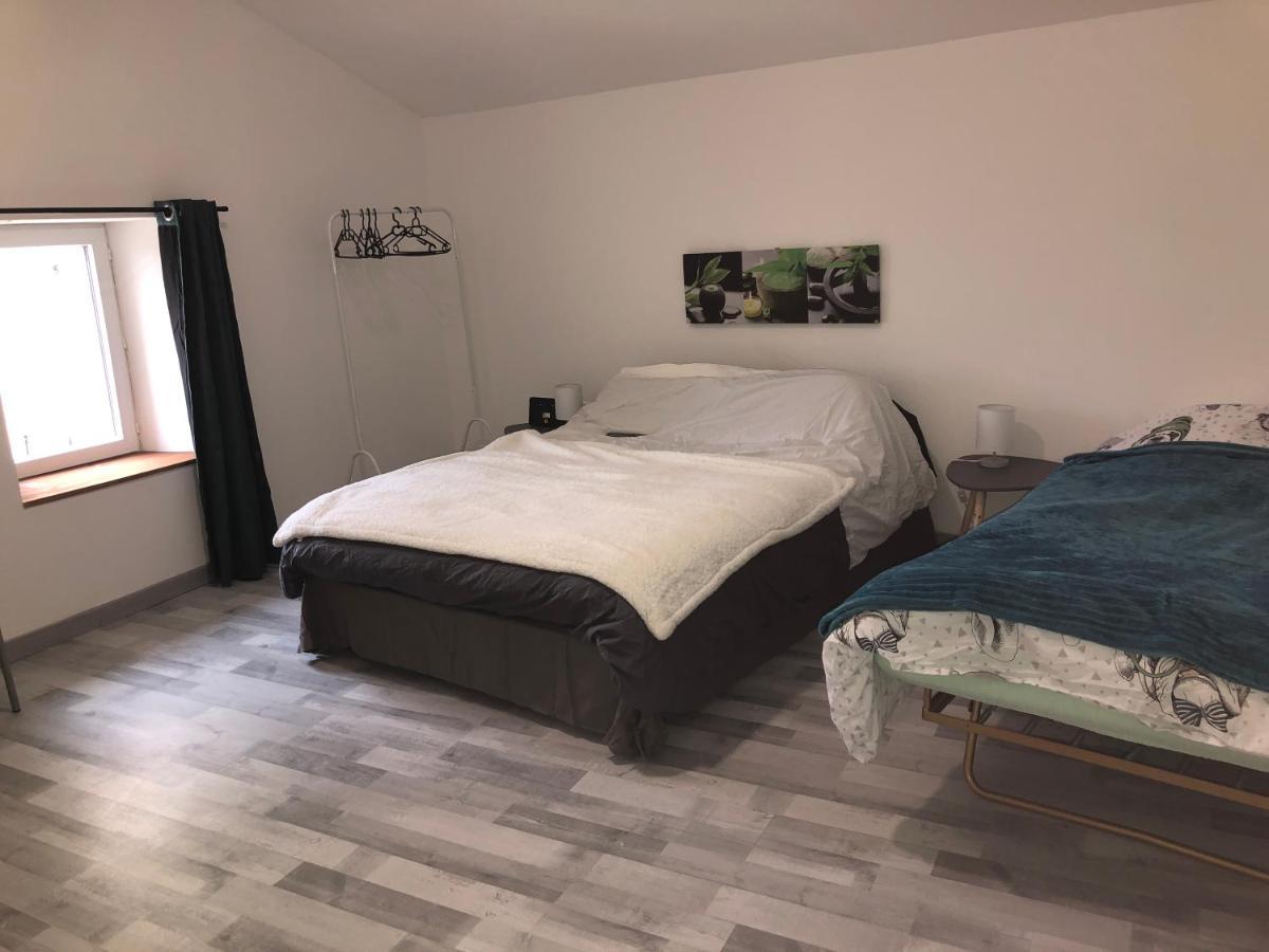 Gite Zen Pres Thermes De Jonzac Bois المظهر الخارجي الصورة